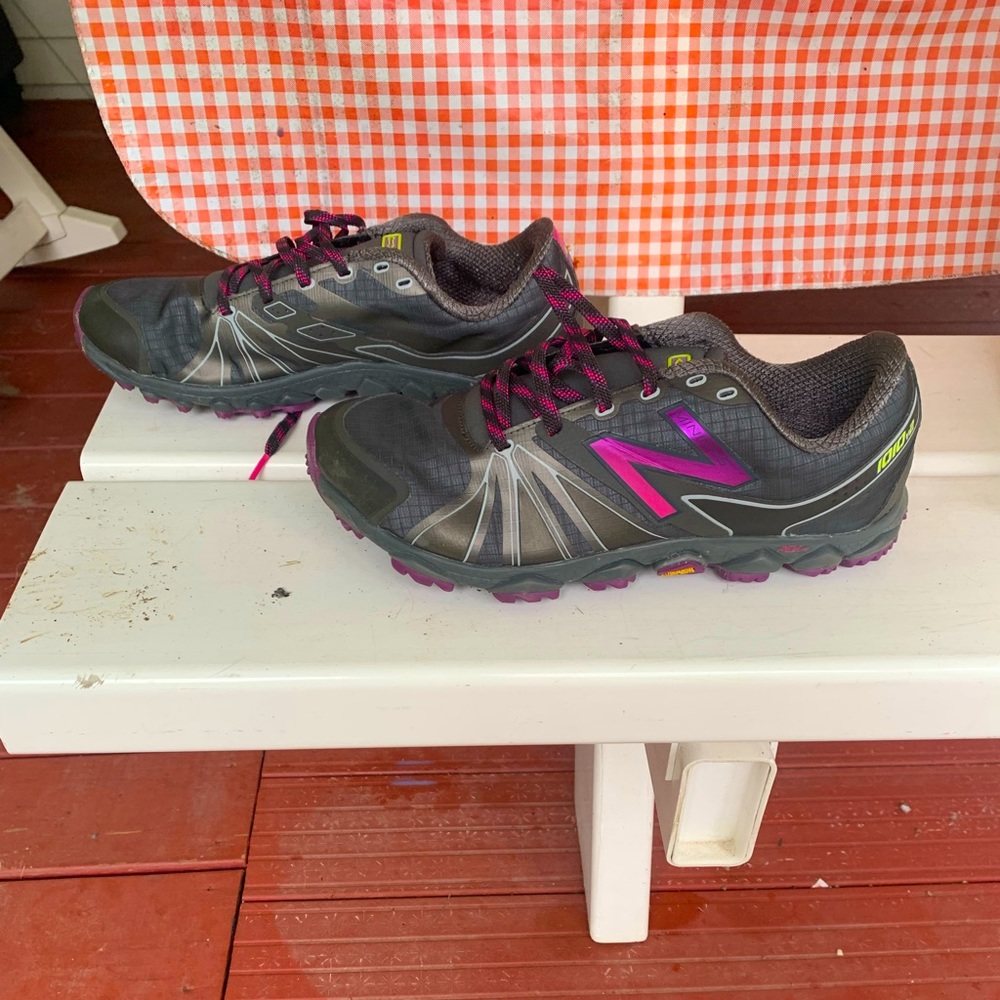 Woman’s New Balance Running shoes 1010v2